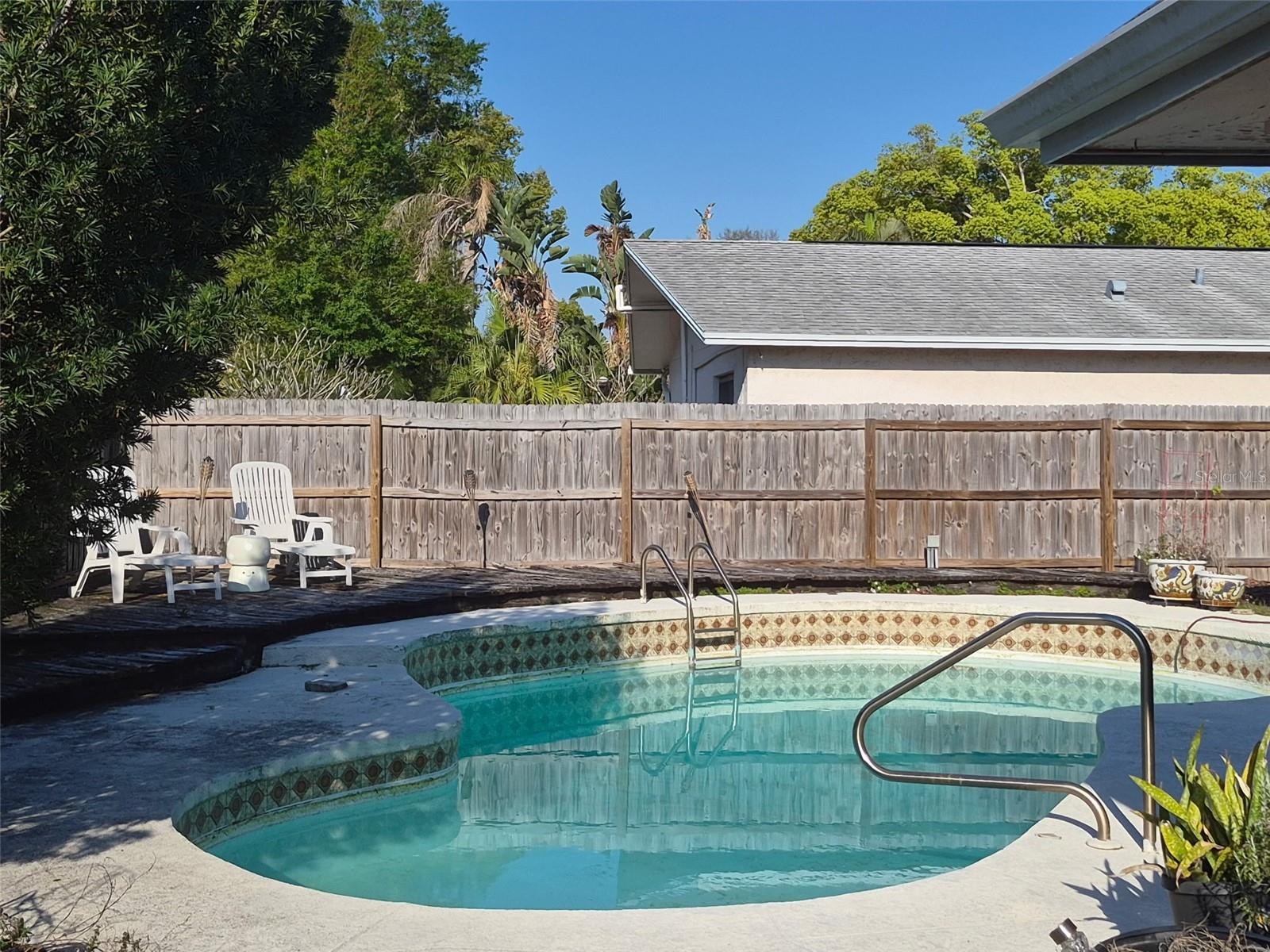 SEMINOLE GROVE ESTATES EAST ADD - Residential