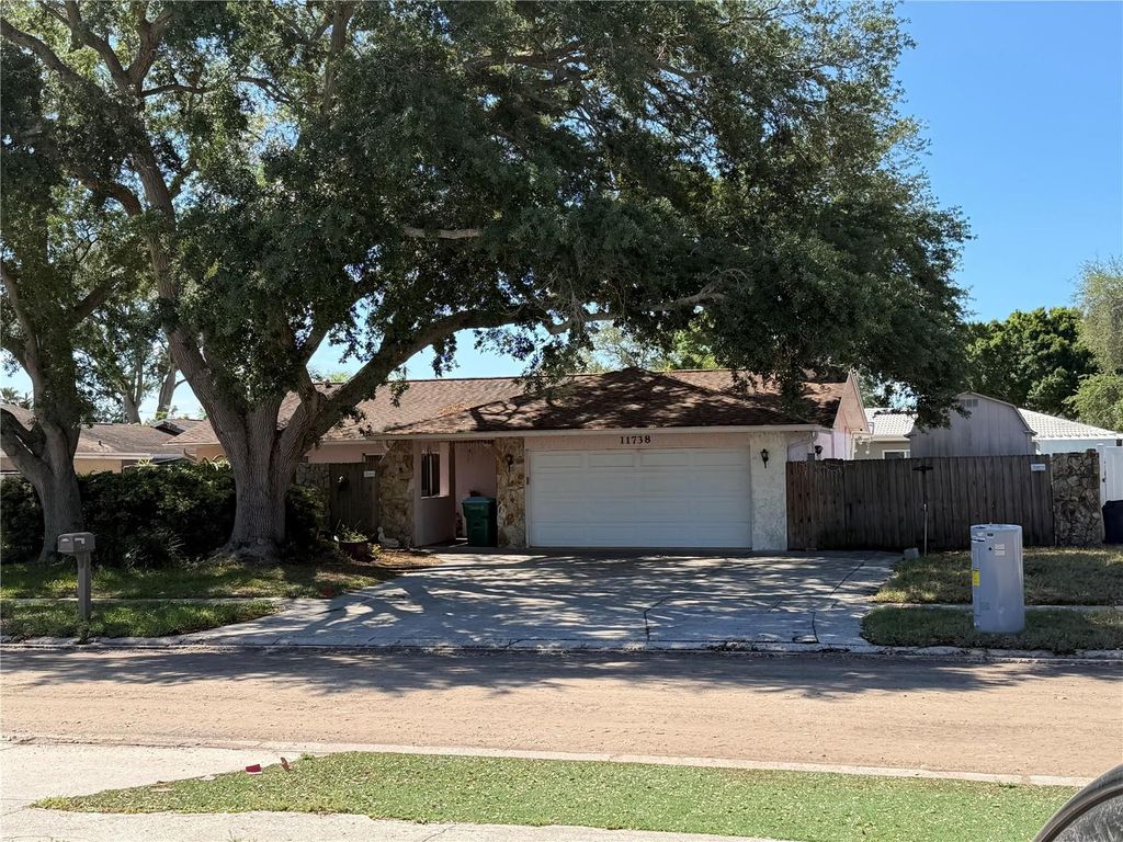 Photo of 11738 96th Place, Seminole, FL 33772 (MLS # TB8495631)