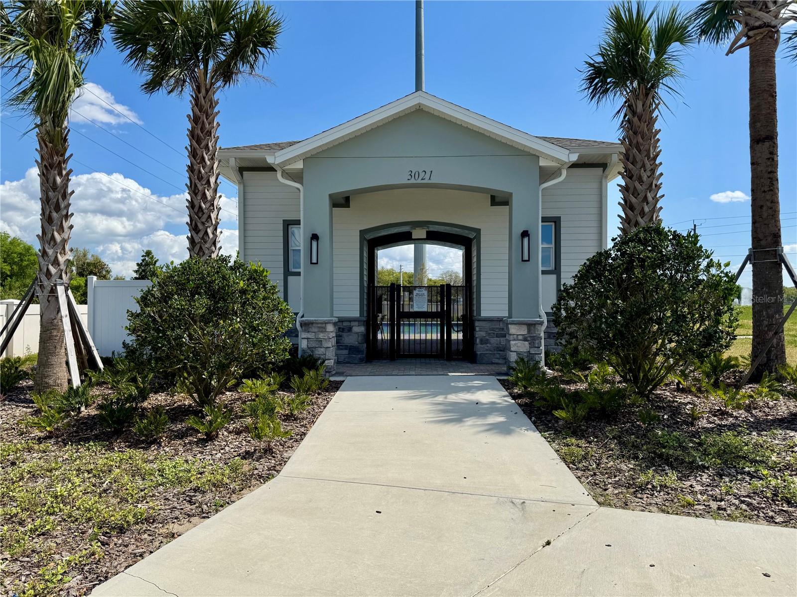 EMERALD POINTE - Residential Lease