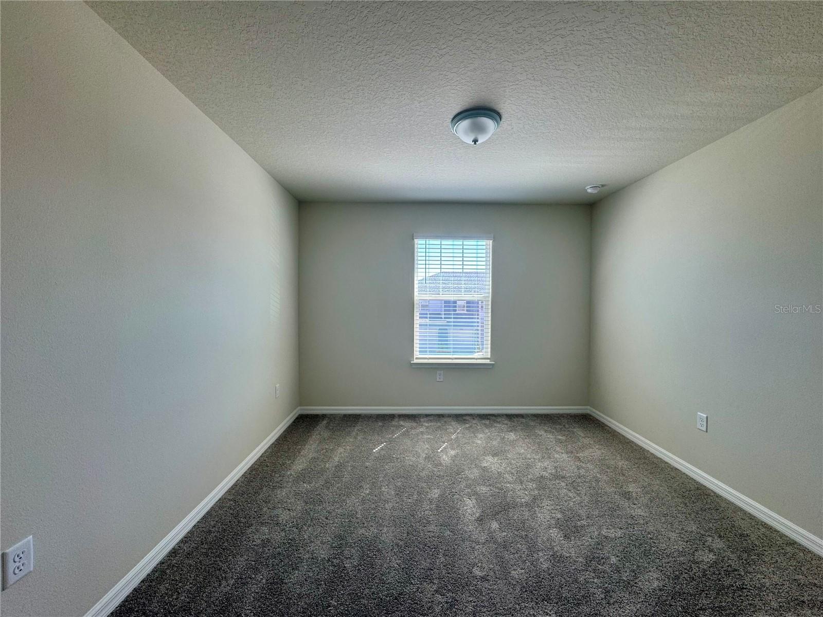 EMERALD POINTE - Residential Lease