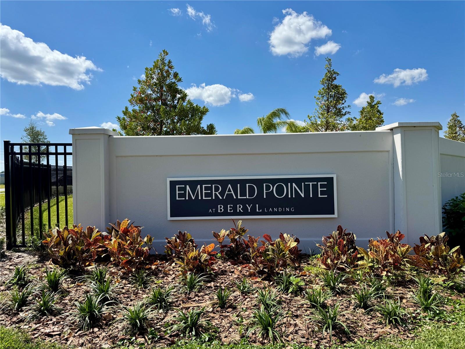 EMERALD POINTE - Residential Lease