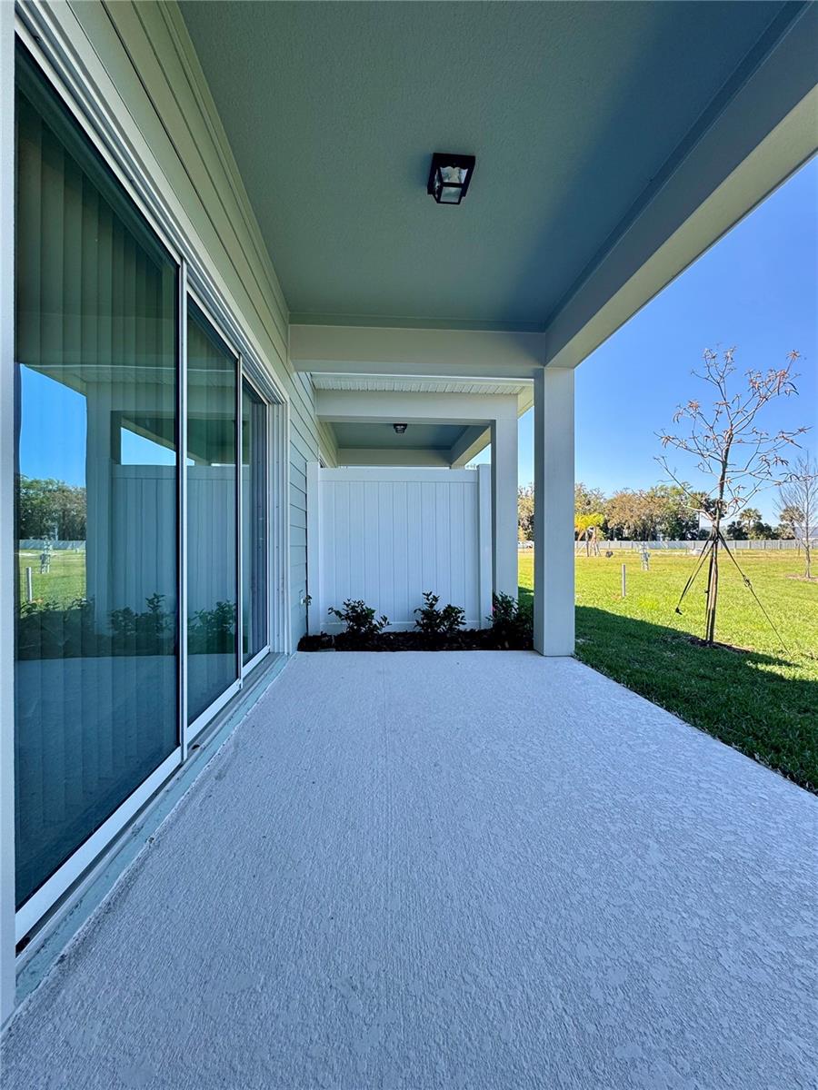 EMERALD POINTE - Residential Lease