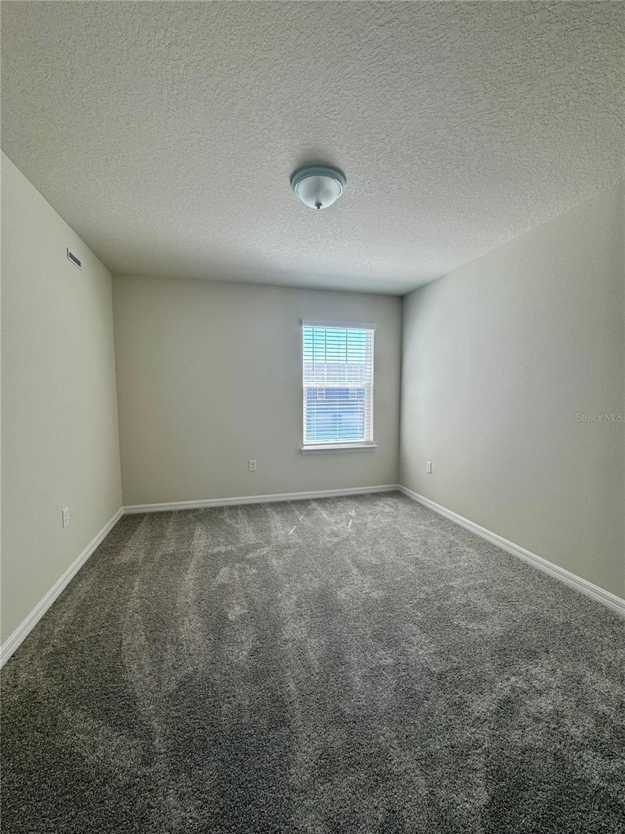 EMERALD POINTE - Residential Lease