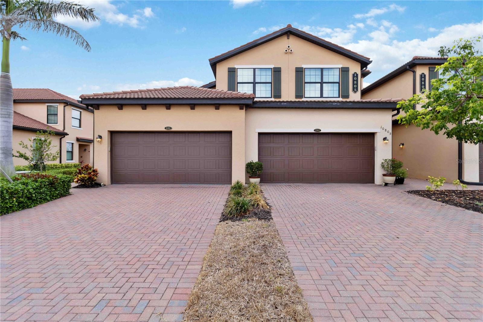SARASOTA NATIONAL - Residential