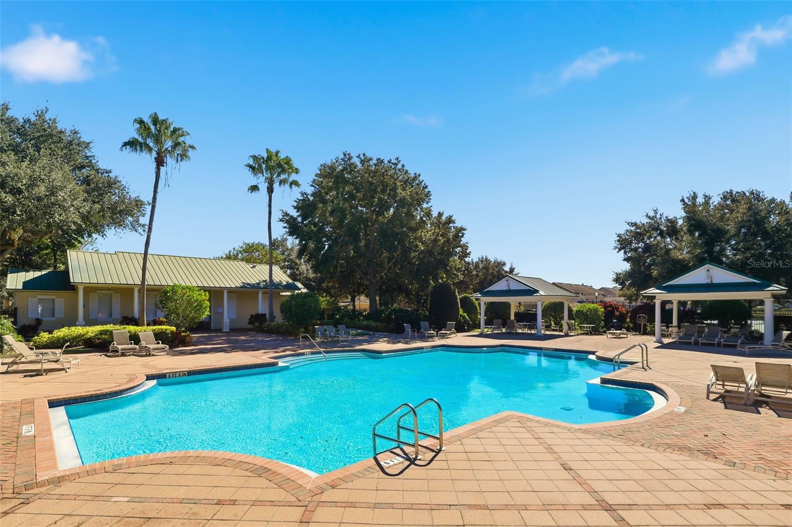 WATERS EDGE/LK NONA 03 C-F & - Residential