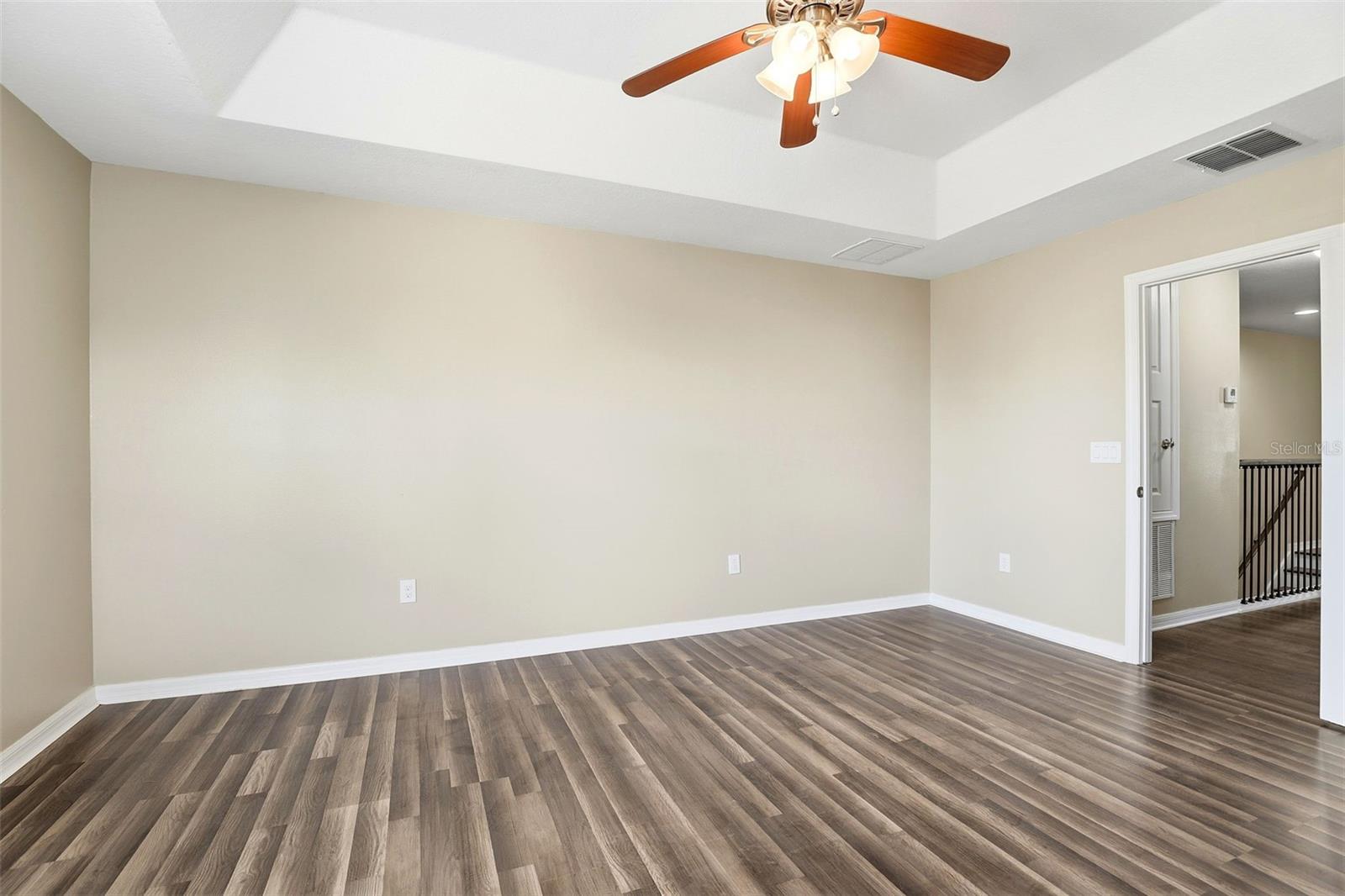 WATERS EDGE/LK NONA 03 C-F & - Residential