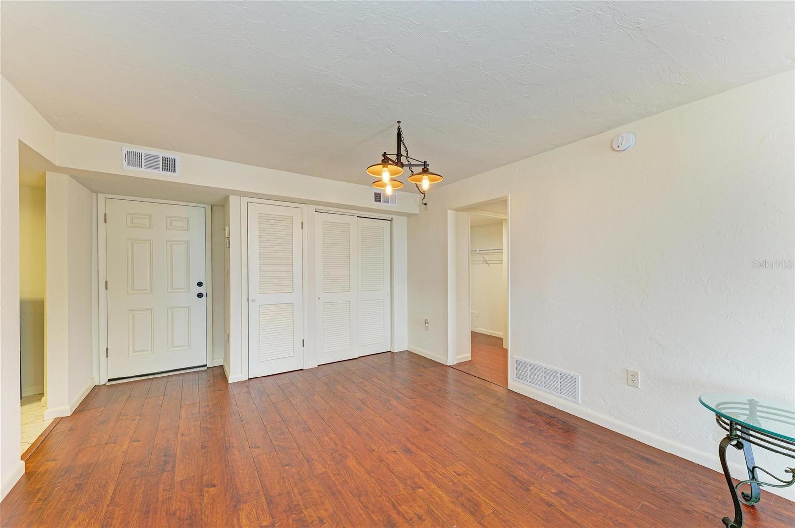 618 BIRD BAY DRIVE S 110