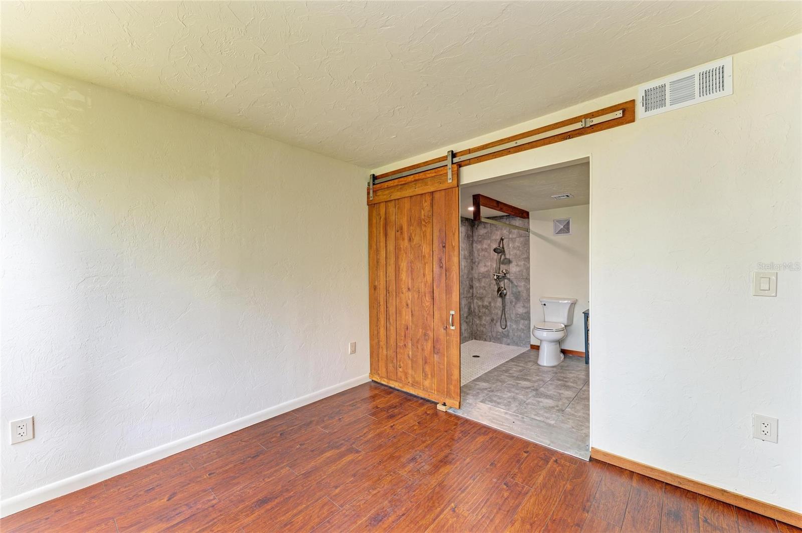 SANDPIPER APTS CONDO - Residential