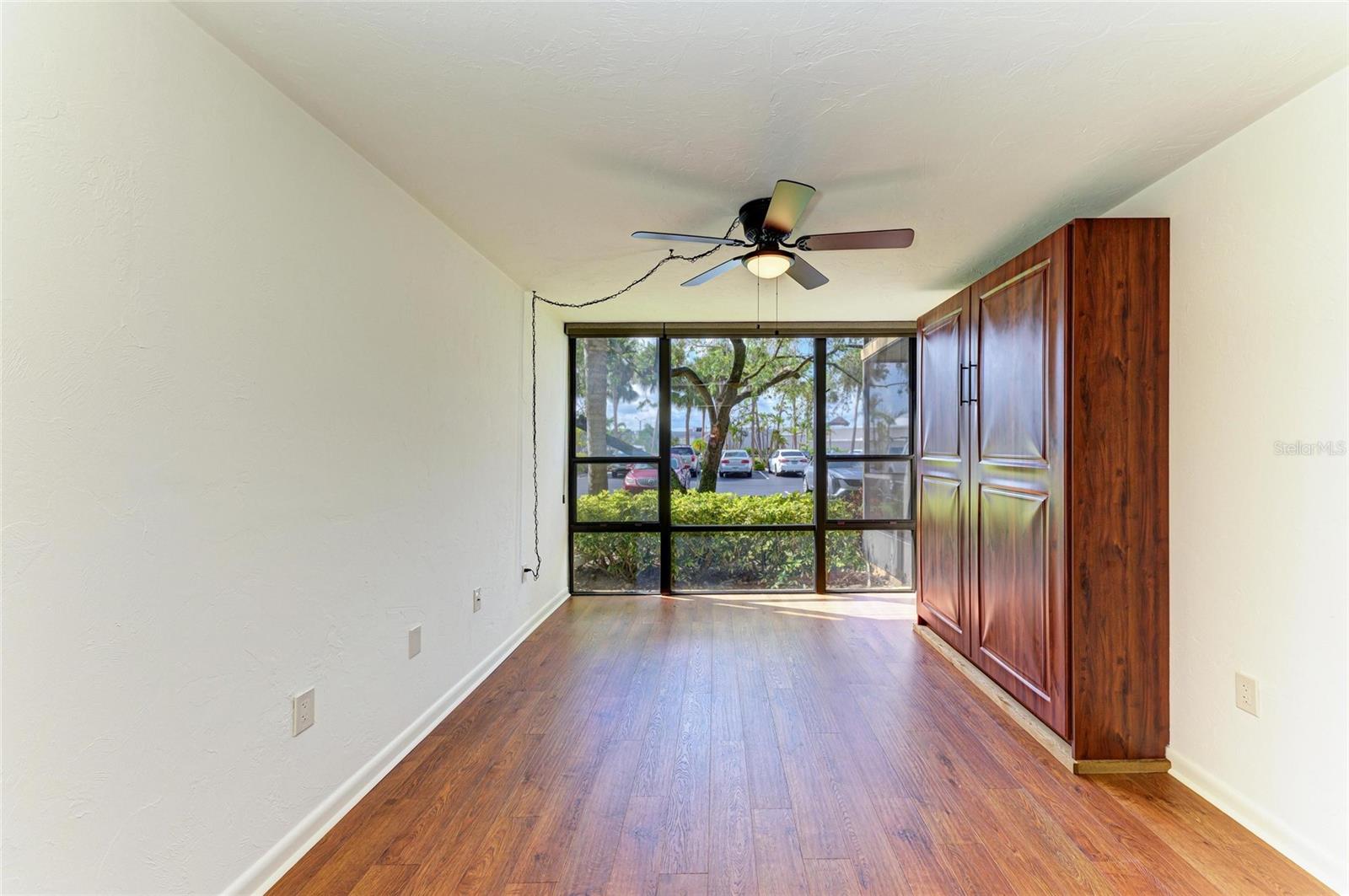 SANDPIPER APTS CONDO - Residential