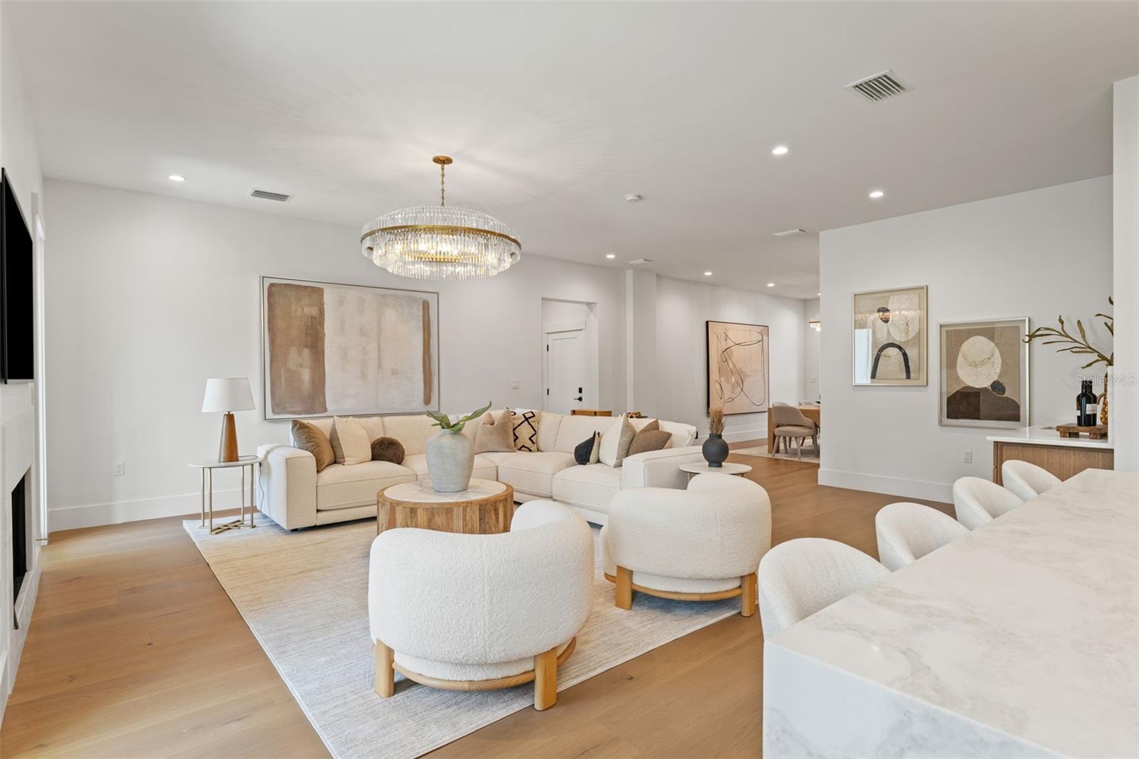 BEACH PARK - Residential Lease