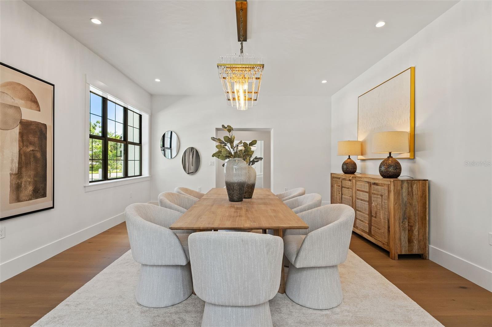 BEACH PARK - Residential Lease