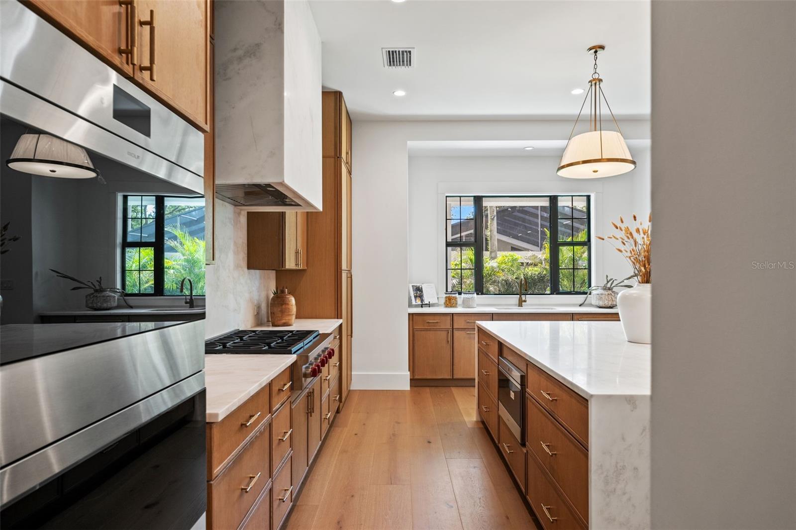 BEACH PARK - Residential Lease