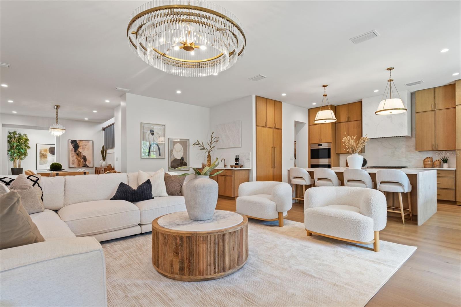 BEACH PARK - Residential Lease