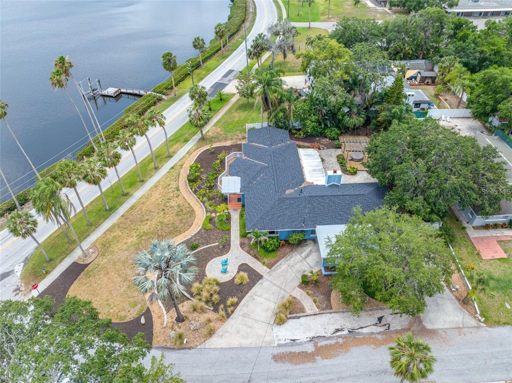 Photo of 401 Whitcomb Boulevard, Tarpon Springs, FL 34689 (MLS # TB8459309)