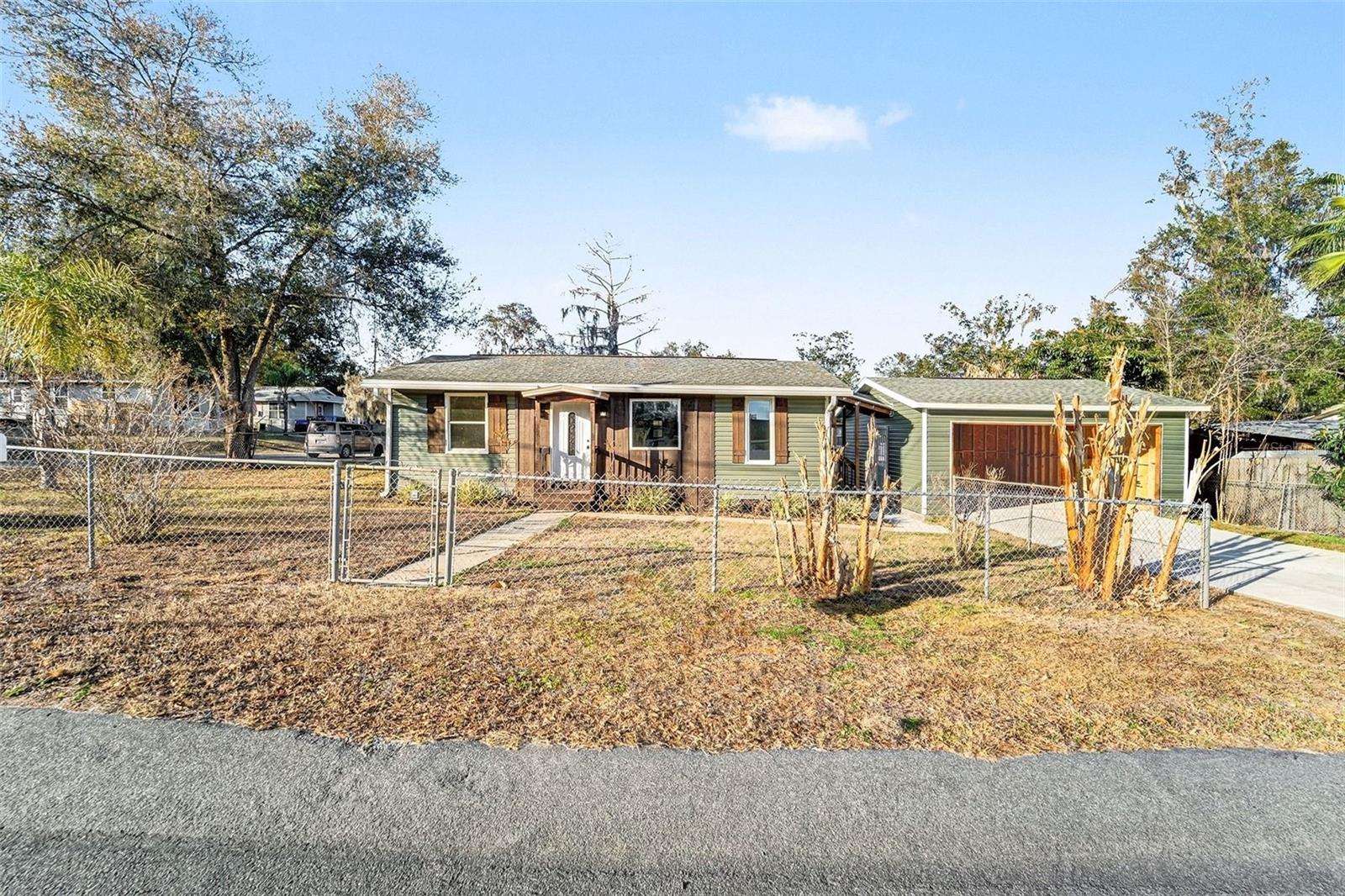 MARYLAND MANOR - Residential