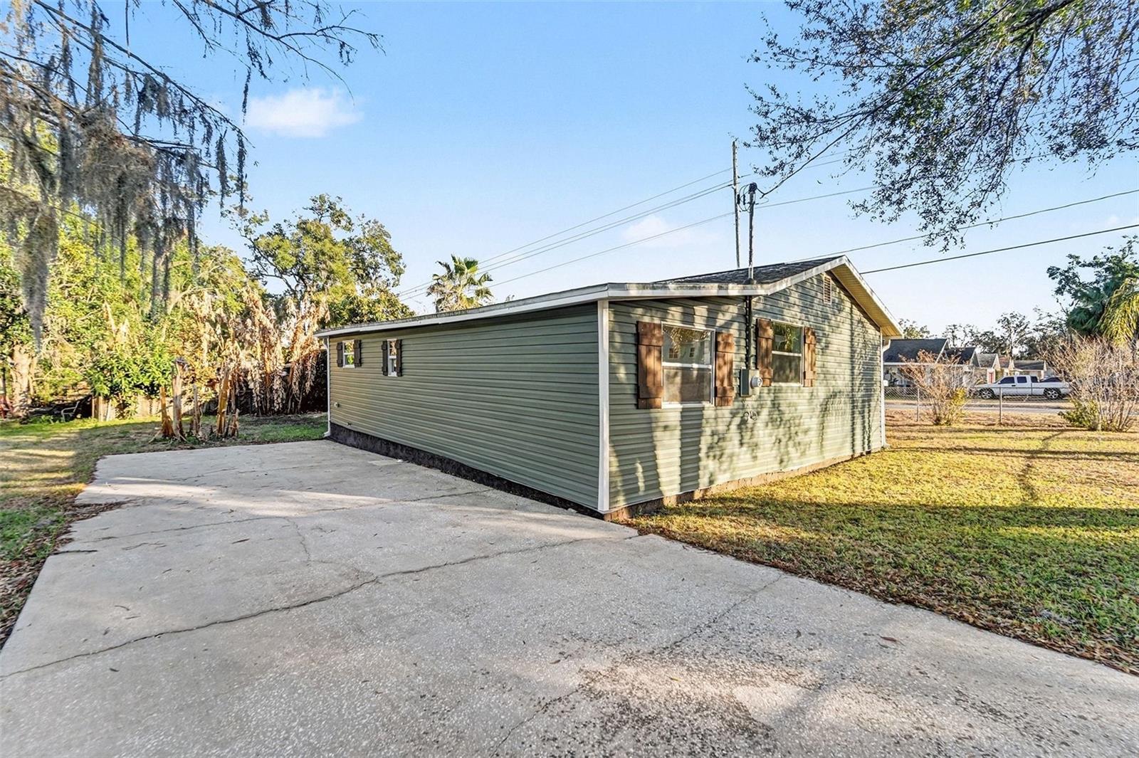 MARYLAND MANOR - Residential