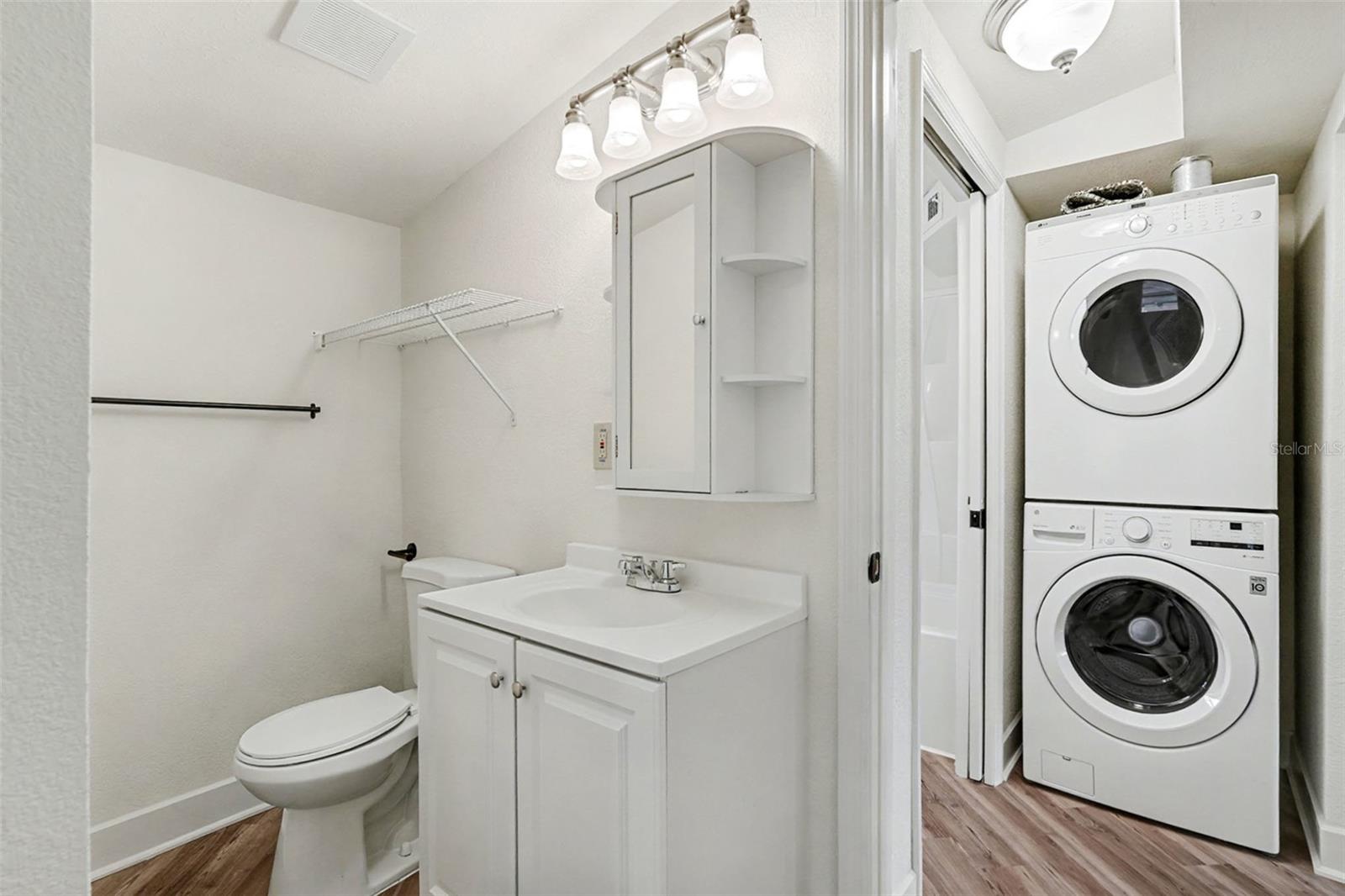 MARYLAND MANOR - Residential