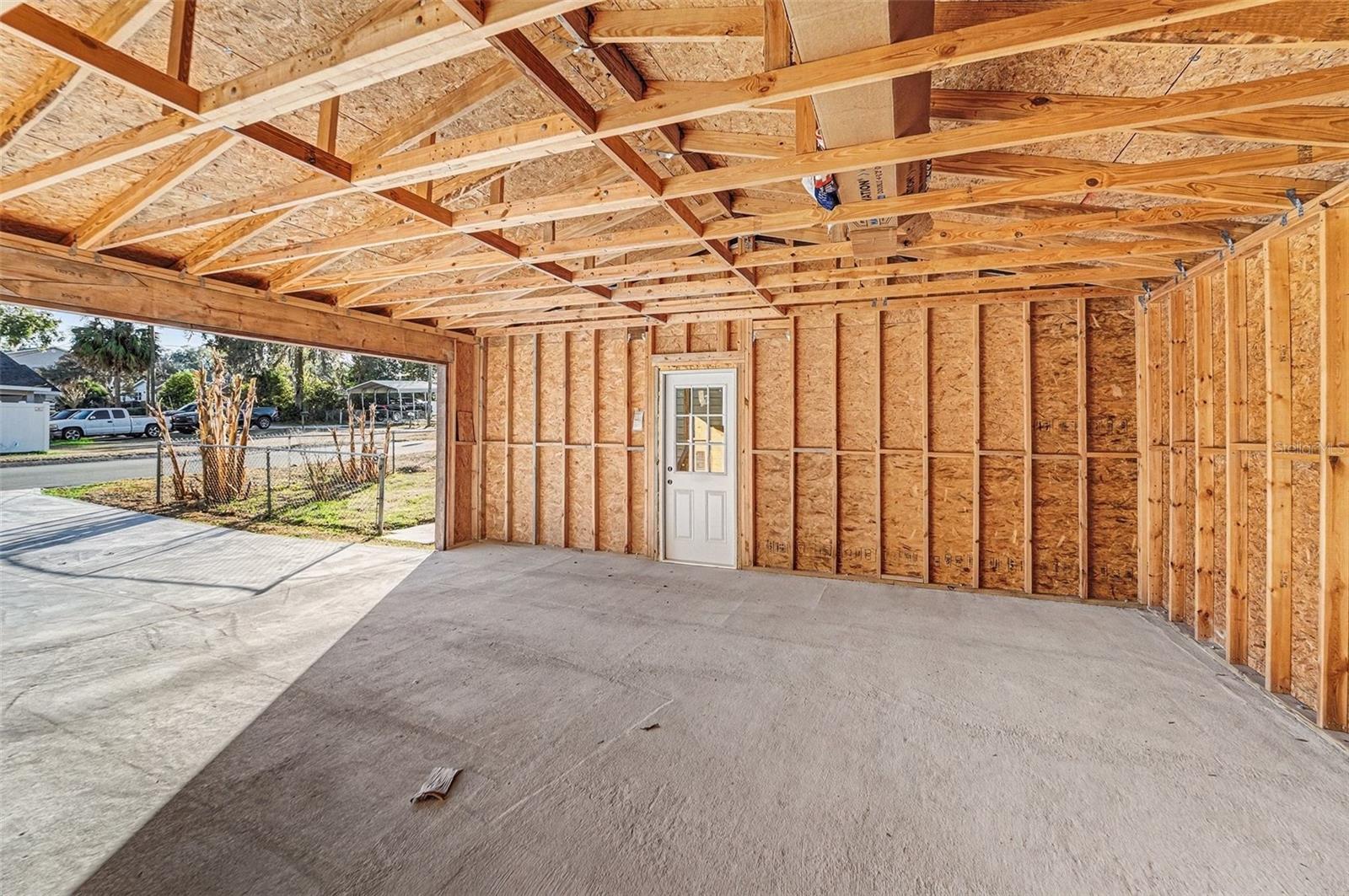 MARYLAND MANOR - Residential