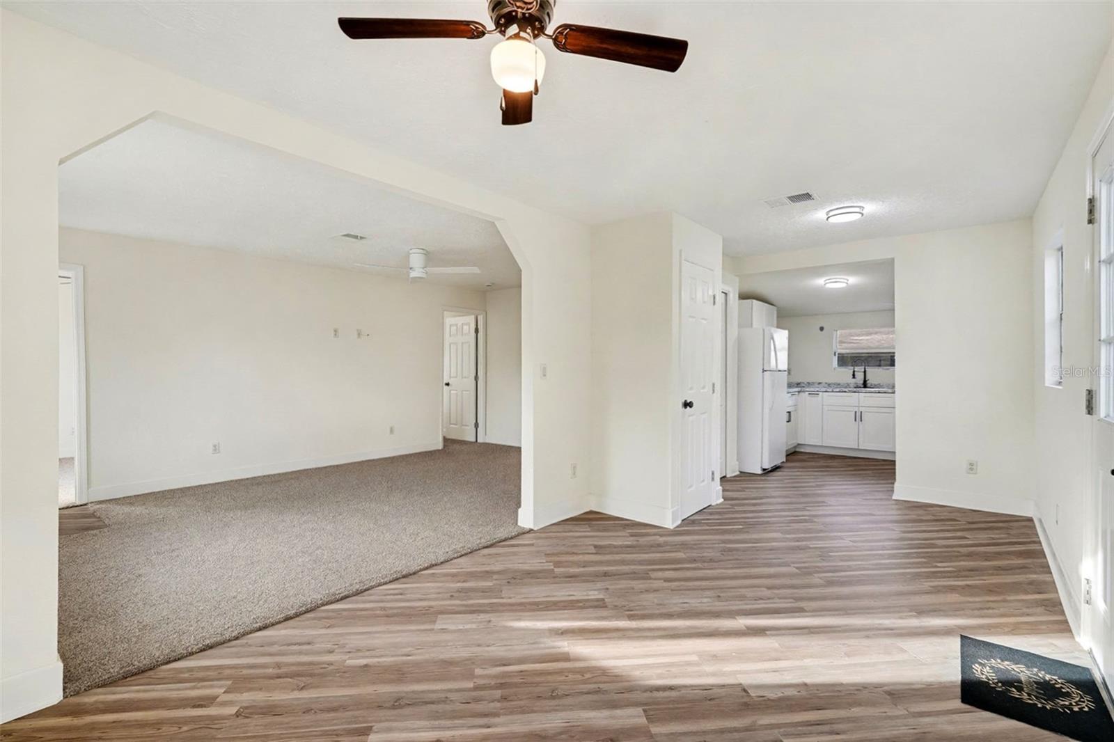 MARYLAND MANOR - Residential