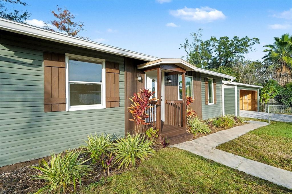 Photo of 37045 North Avenue, Dade City, FL 33523 (MLS # TB8454597)