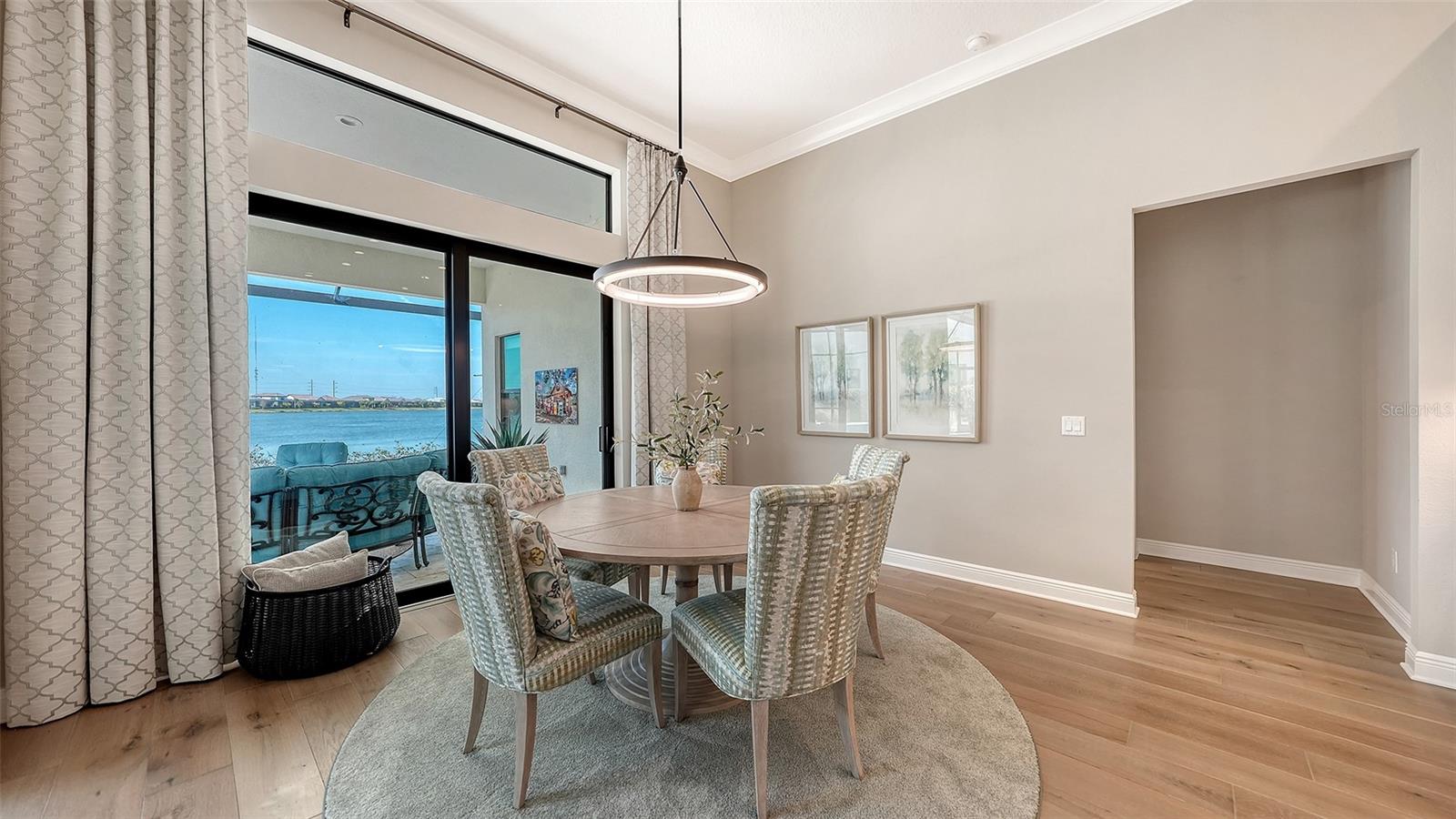 ARIA PH II - Residential