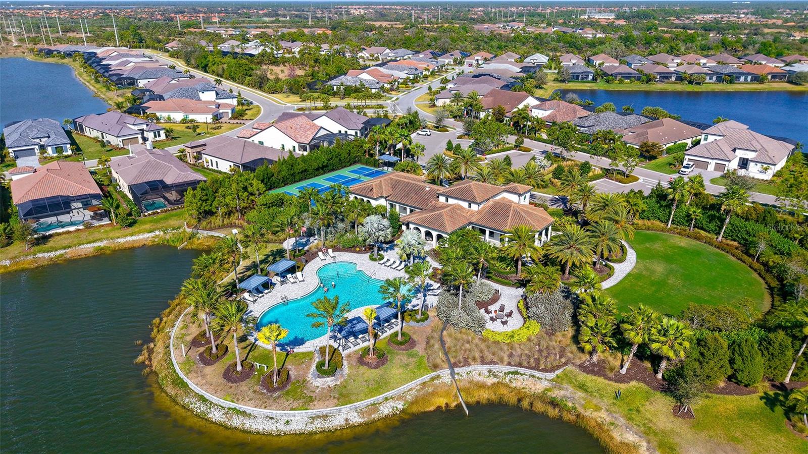 ARIA PH II - Residential