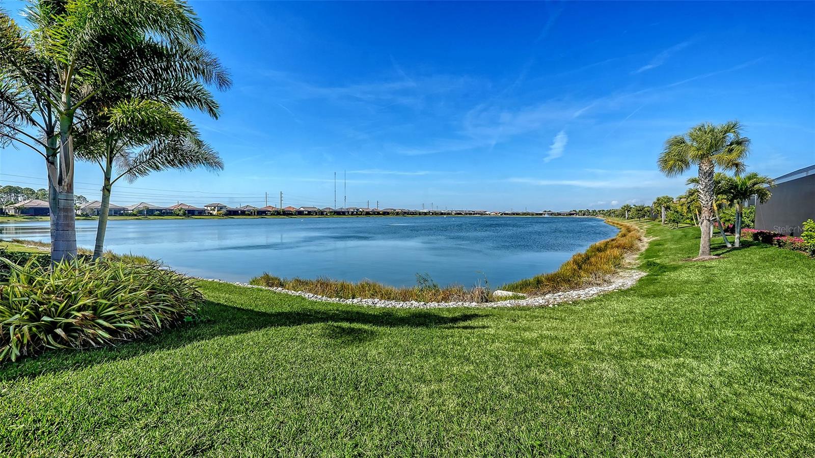 ARIA PH II - Residential