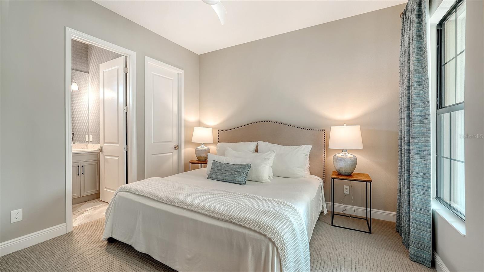 ARIA PH II - Residential