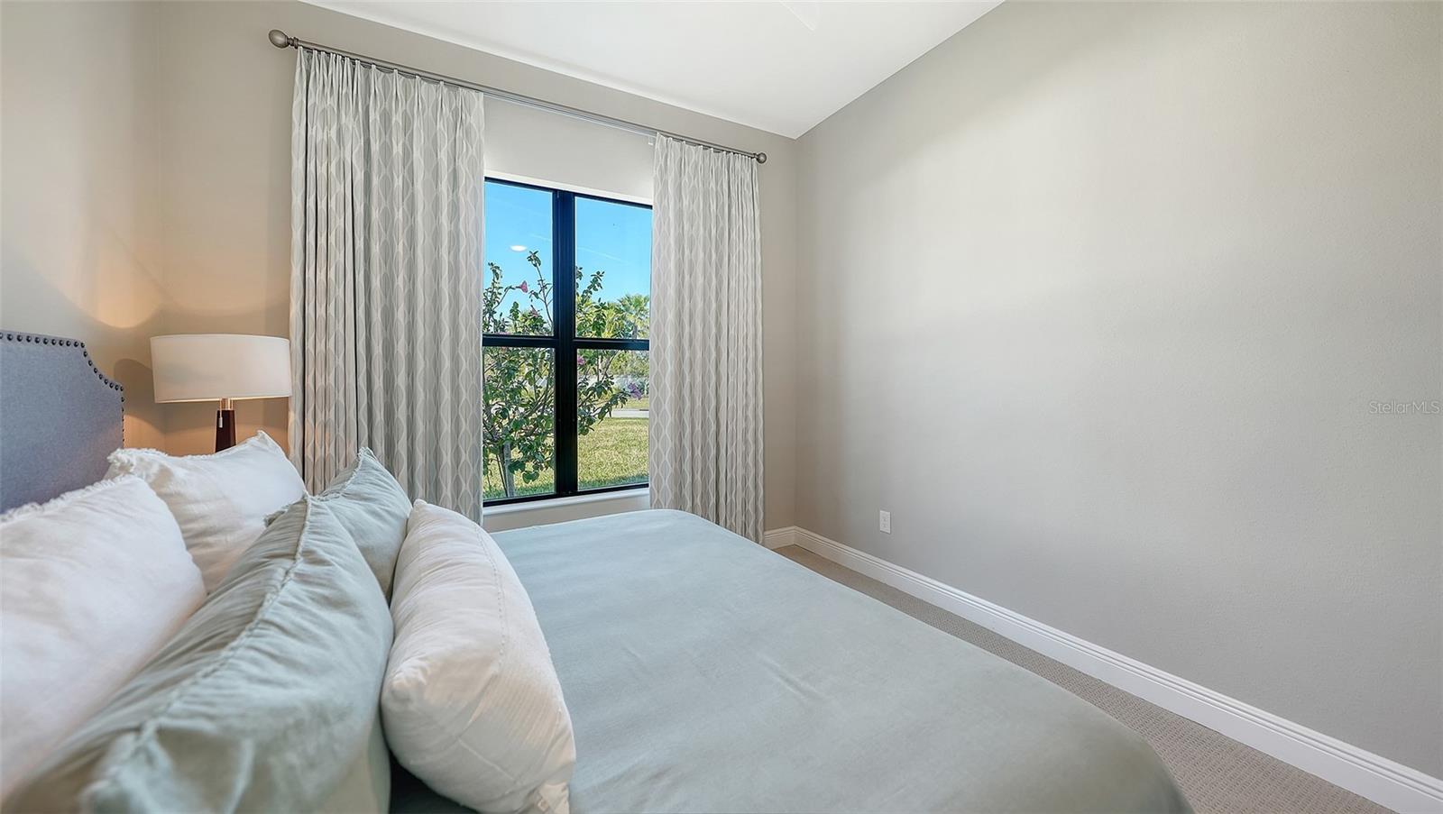 ARIA PH II - Residential