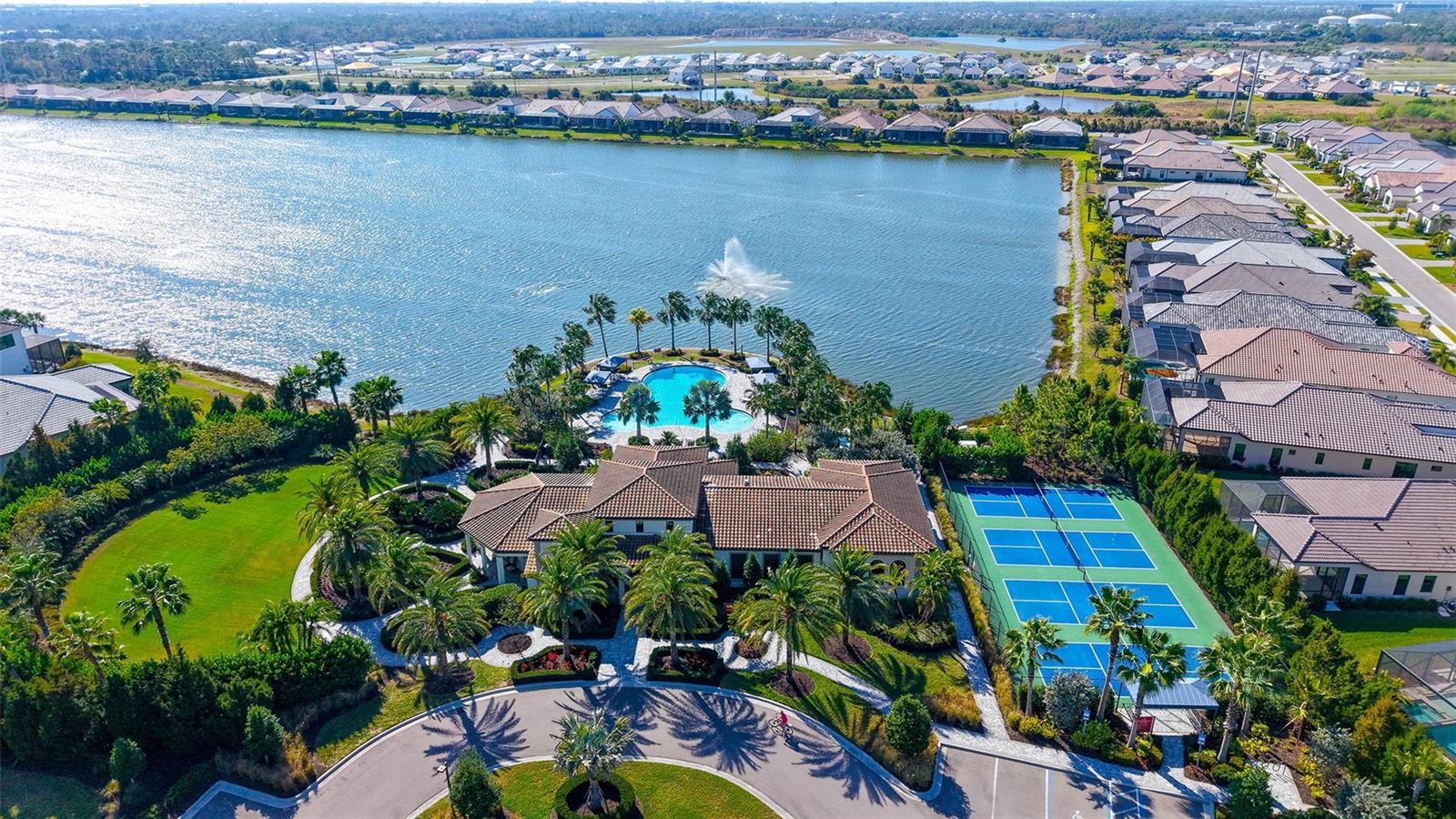 ARIA PH II - Residential