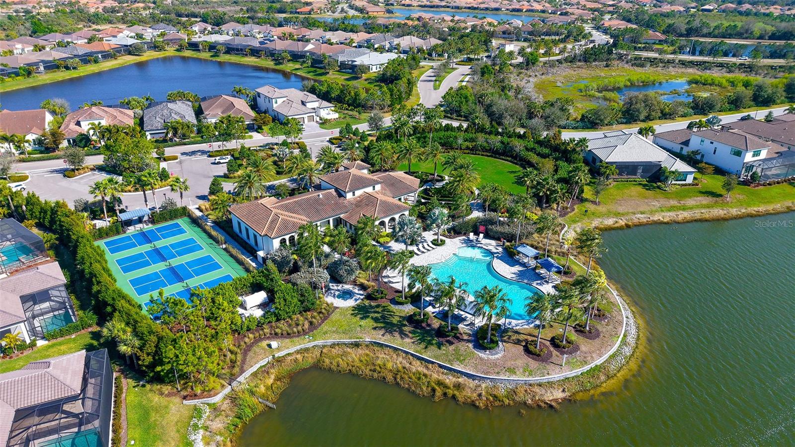 ARIA PH II - Residential