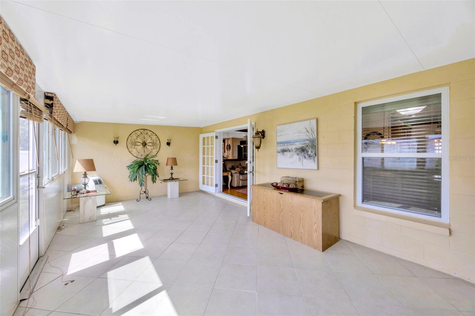 BRANDON LAKES - Residential