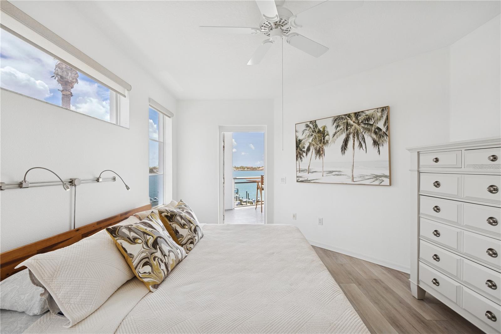 THE HARBOR VILLAS AT DONA BAY - Residential