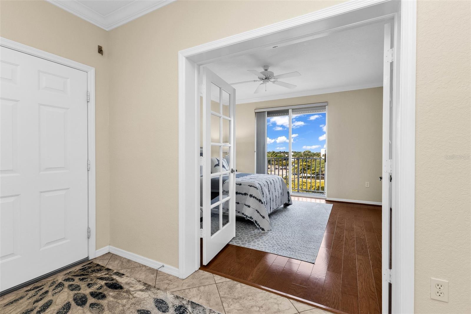 HARBOR WALK PH 02 BLDG 02 - Residential