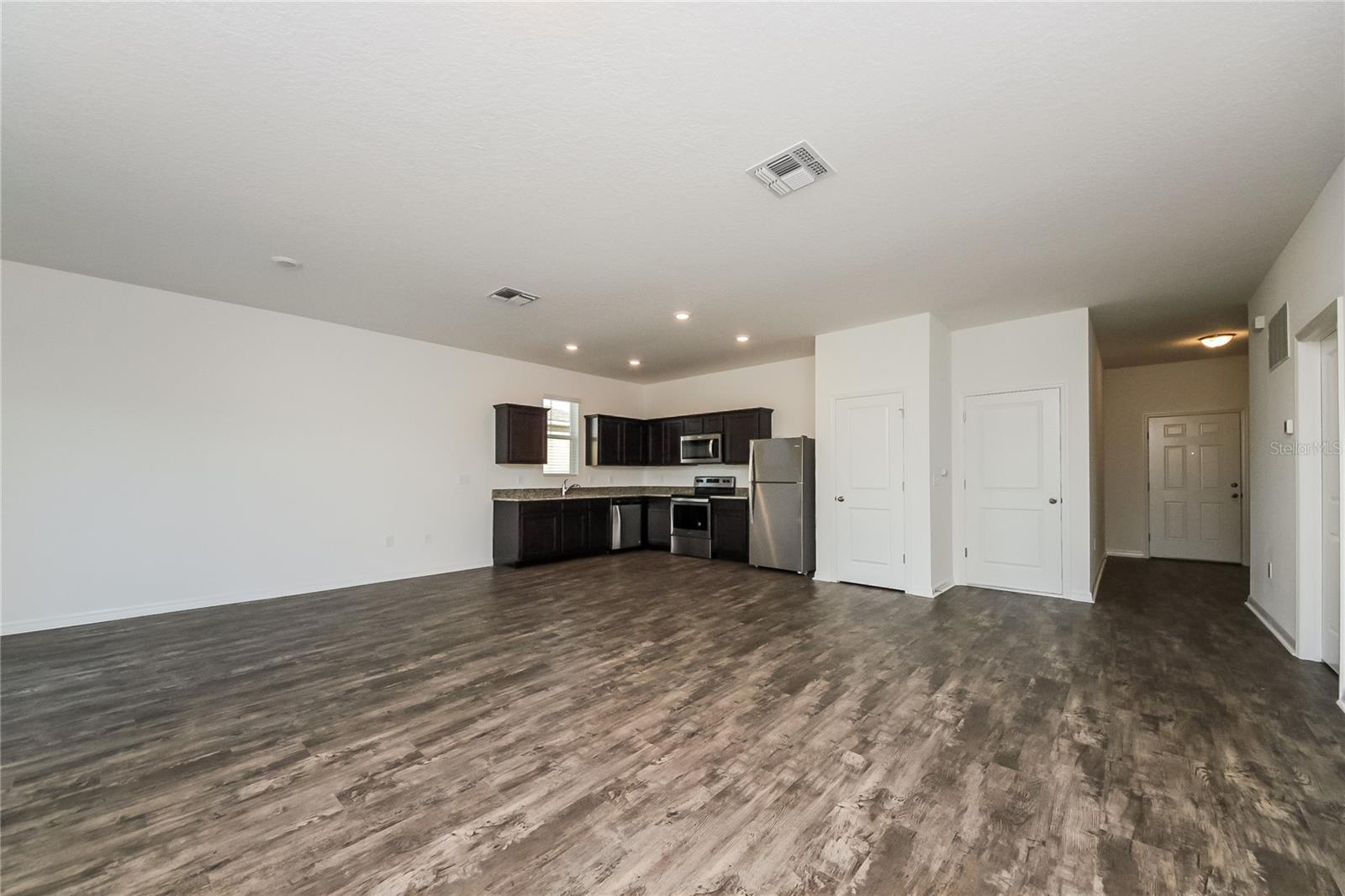 ORCHID GROVE - Residential Lease