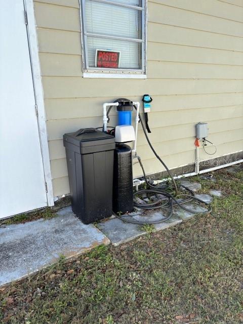 DIXIE GROVE ESTATES PB6PG27LOT2 BLOCK D - Residential