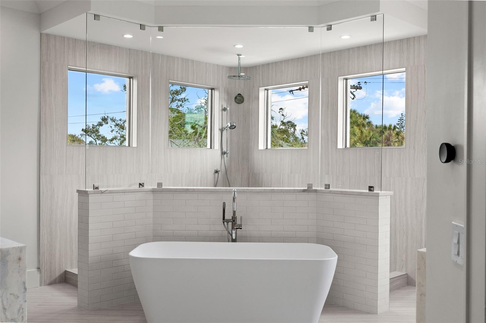 BEACH PARK - Residential