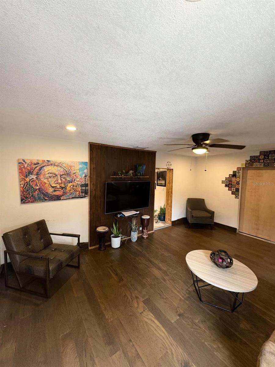 ELLIOTT & HARRISON SUB - Residential