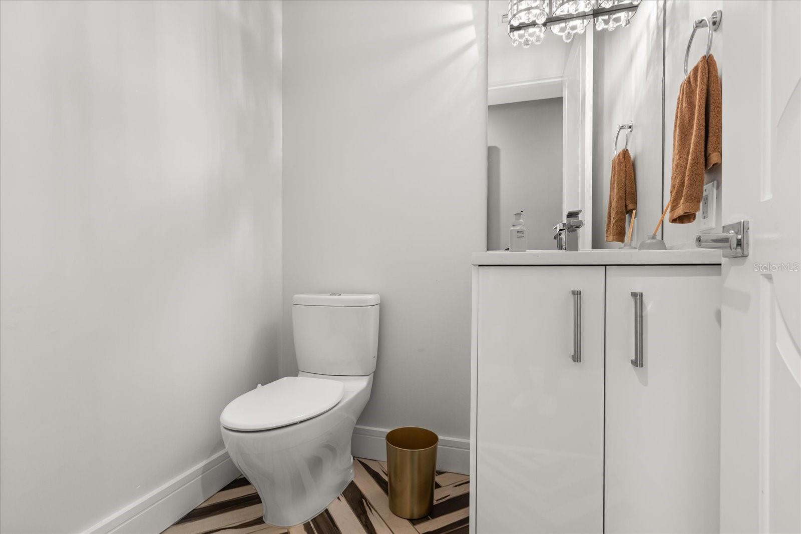 FAIRBANKS PARK - Residential Lease