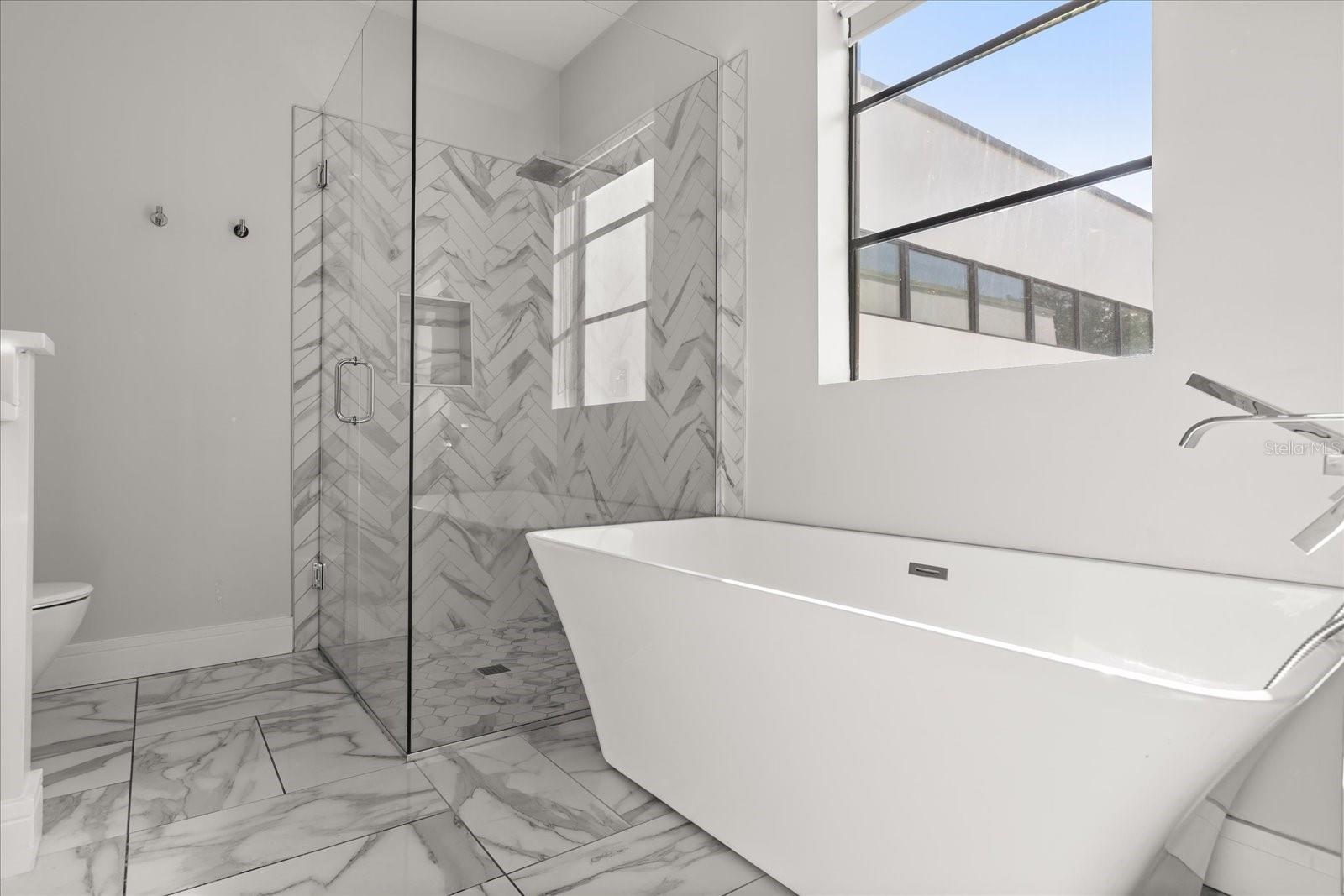 FAIRBANKS PARK - Residential Lease