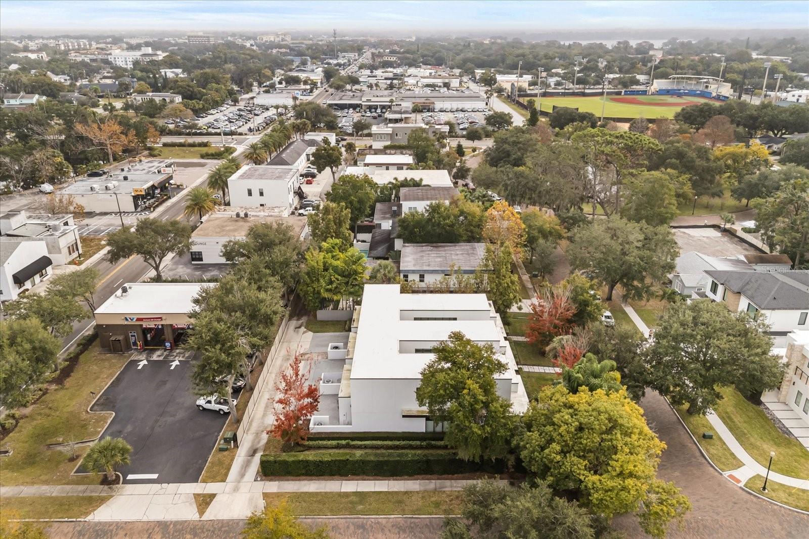 FAIRBANKS PARK - Residential Lease