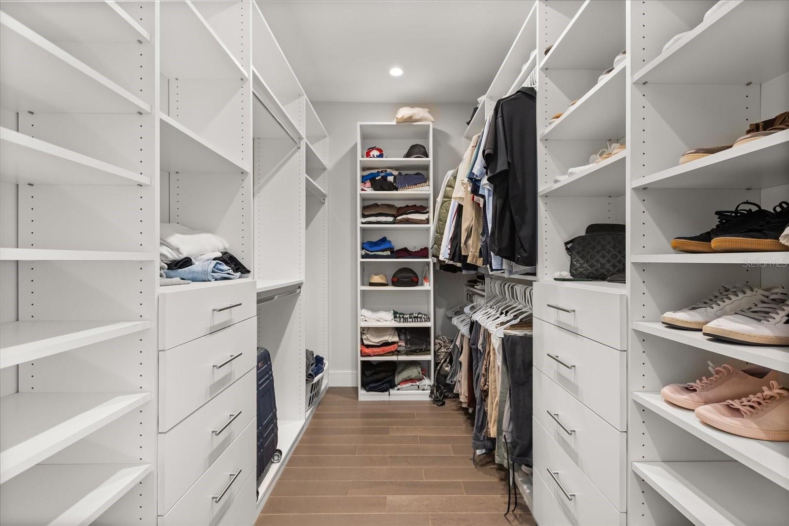 FAIRBANKS PARK - Residential Lease