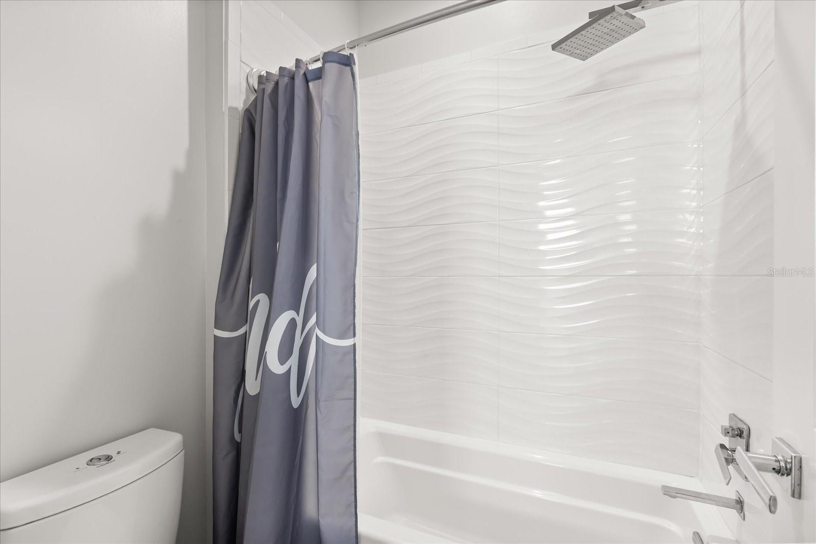 FAIRBANKS PARK - Residential Lease