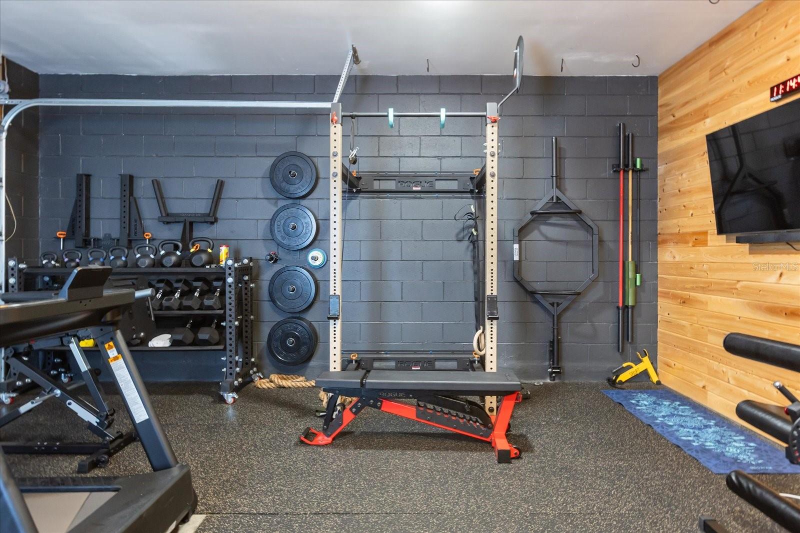 FAIRBANKS PARK - Residential Lease