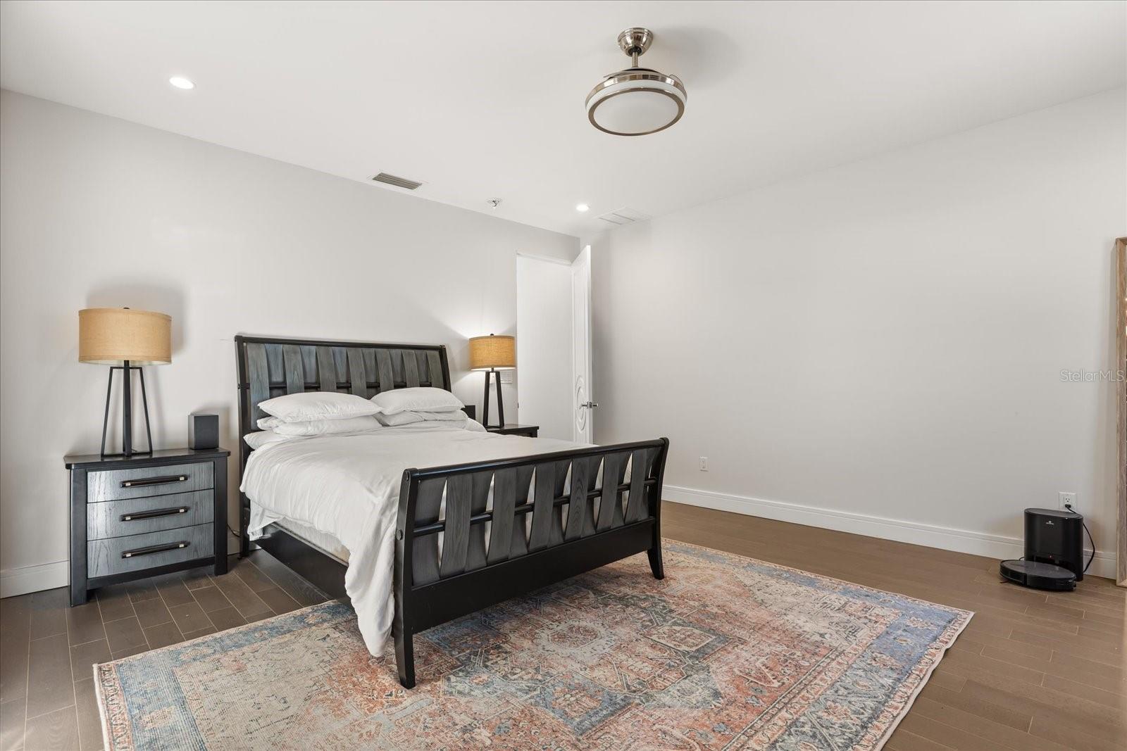 FAIRBANKS PARK - Residential Lease