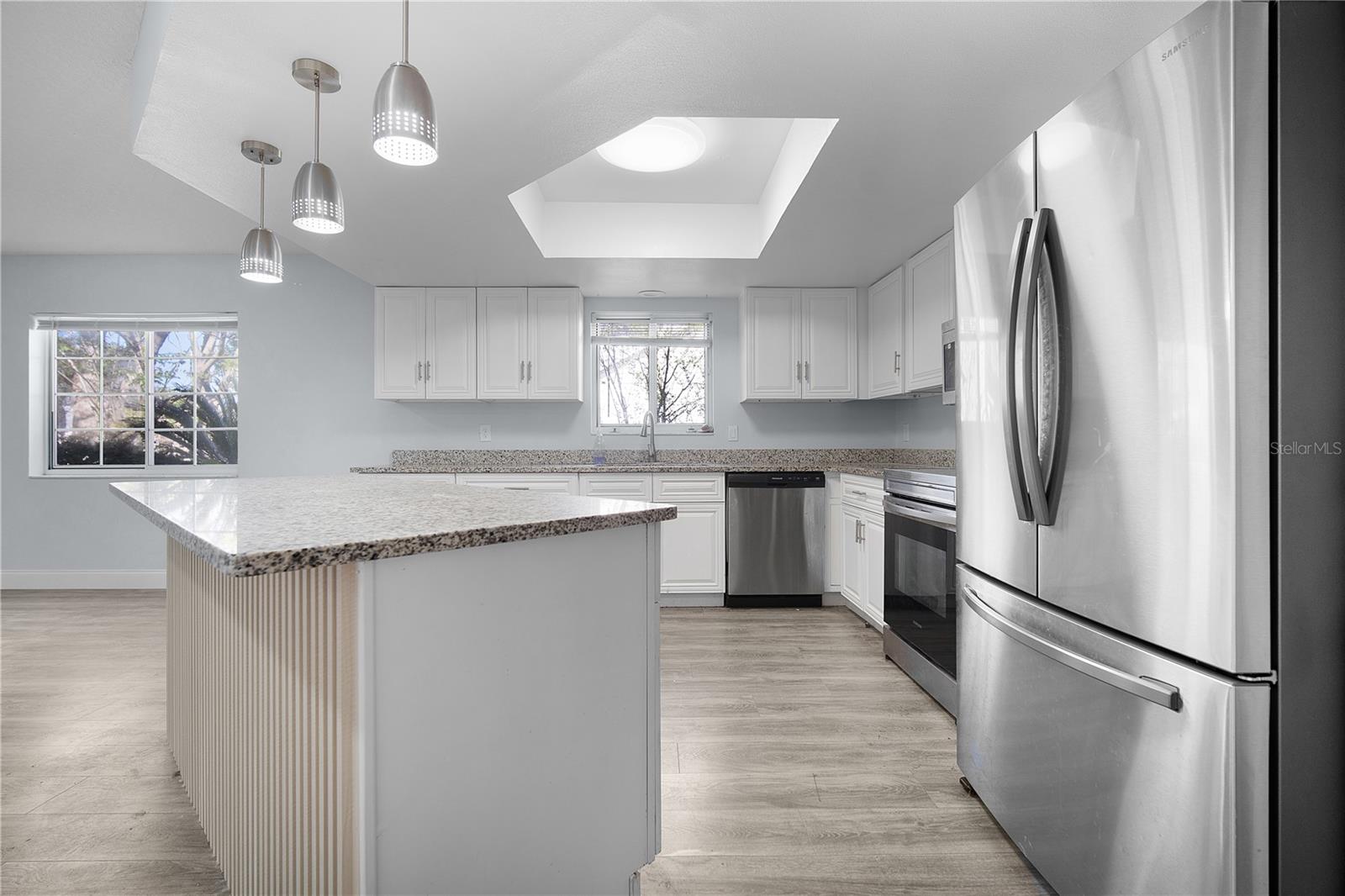 DELTONA LAKES UNIT 03 - Residential Lease