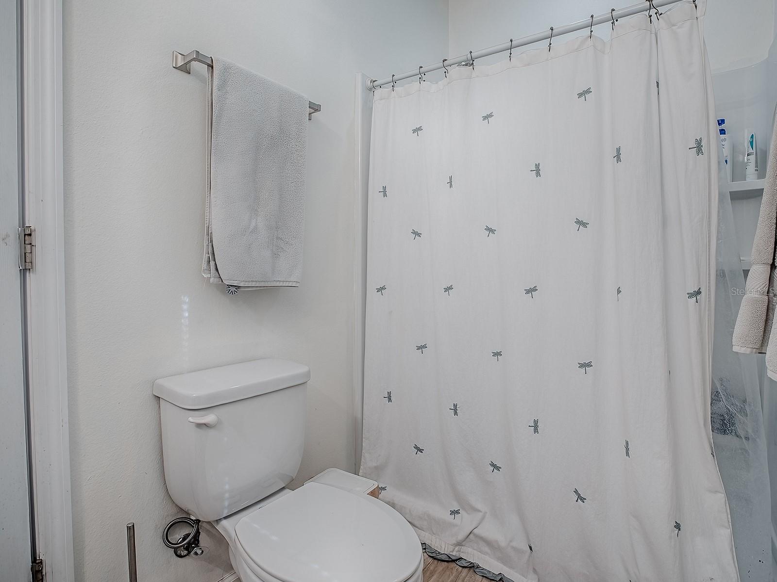 BUCK BAY REP - Residential