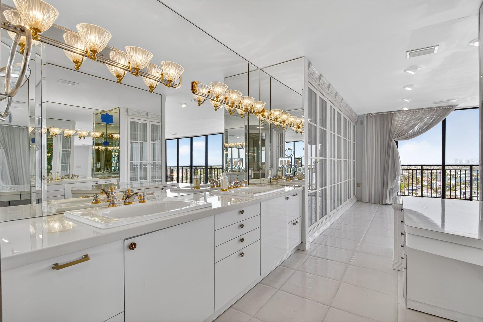 MANSIONS BY THE SEA CONDO - Residential