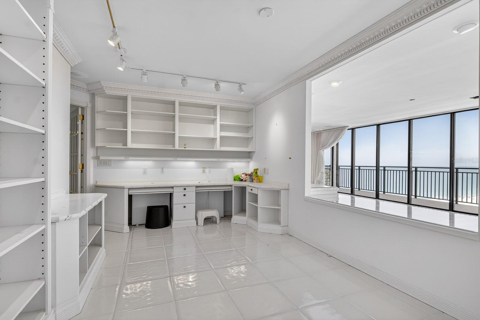 MANSIONS BY THE SEA CONDO - Residential