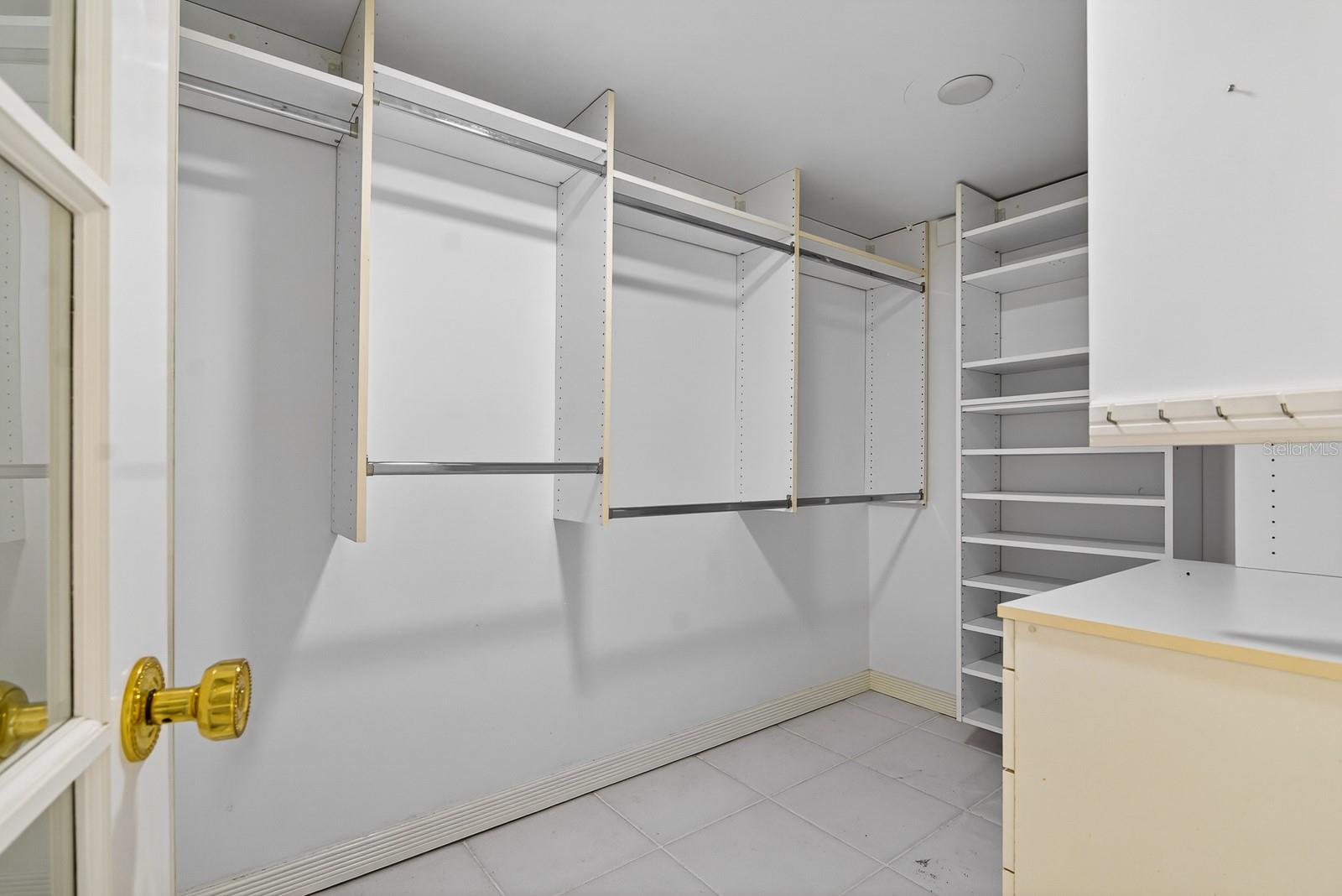 MANSIONS BY THE SEA CONDO - Residential